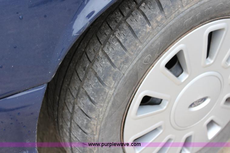 image for item L2341 2010 Ford Crown Victoria Police Interceptor