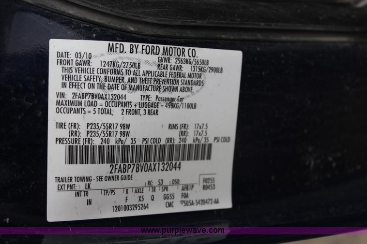 image for item L2341 2010 Ford Crown Victoria Police Interceptor