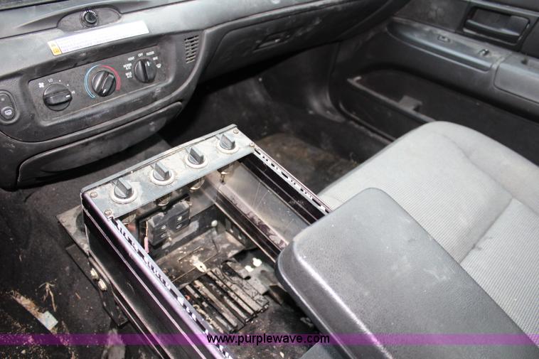 image for item L2342 2008 Ford Crown Victoria Police Interceptor