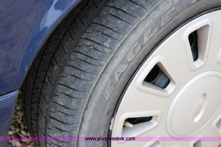 image for item L2342 2008 Ford Crown Victoria Police Interceptor