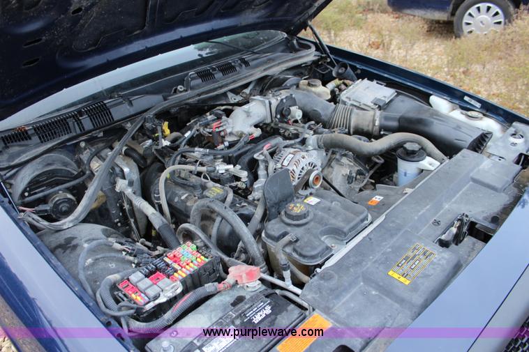 image for item L2343 2010 Ford Crown Victoria Police Interceptor