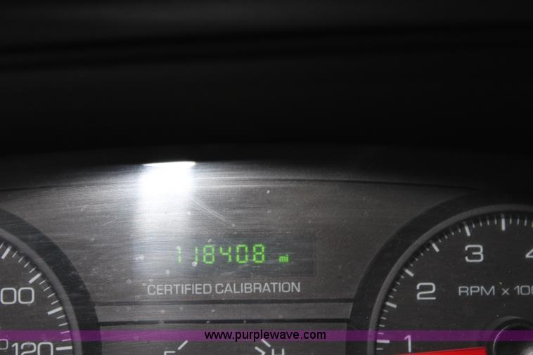 image for item L2344 2010 Ford Crown Victoria Police Interceptor