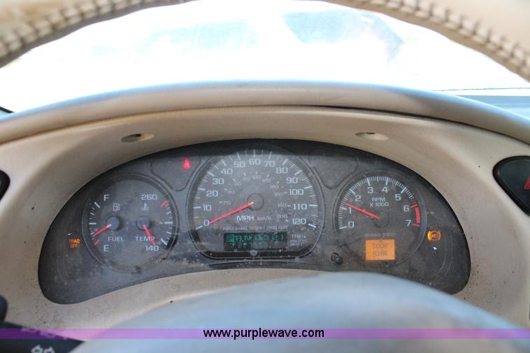 image for item L2449 2003 Chevrolet Impala LS