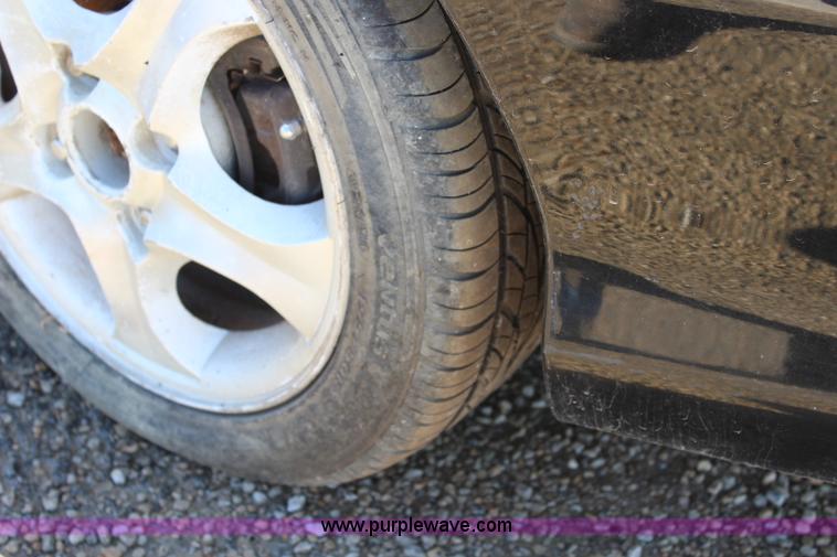 image for item L2450 2000 Hyundai Tiburon