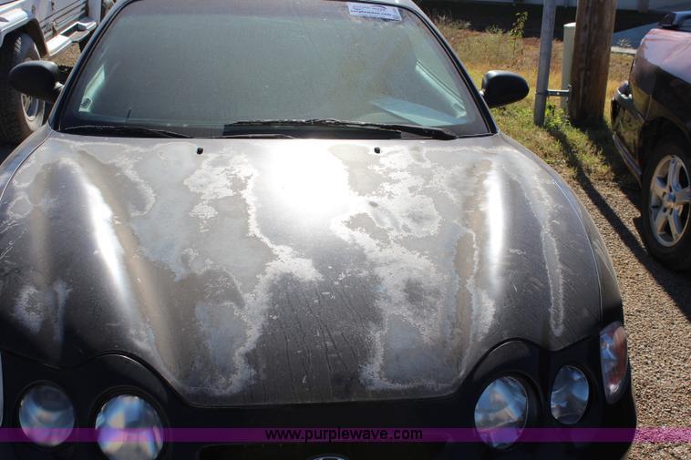 image for item L2450 2000 Hyundai Tiburon