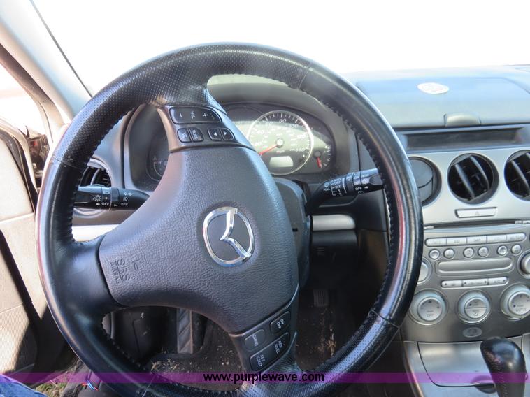 image for item L2452 2005 Mazda 6S