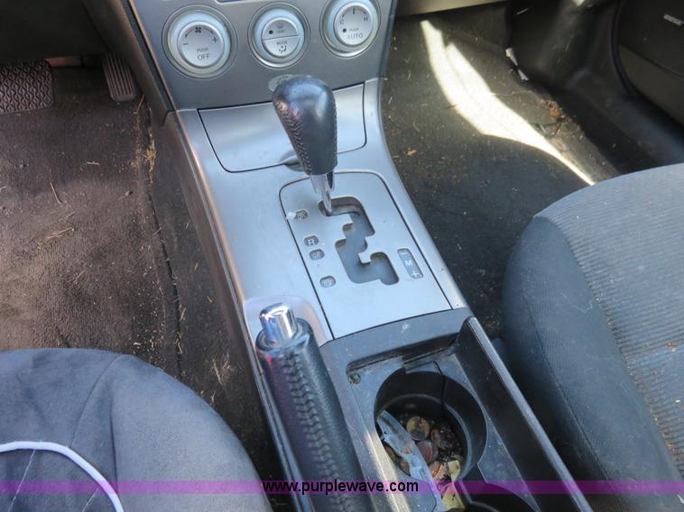 image for item L2452 2005 Mazda 6S