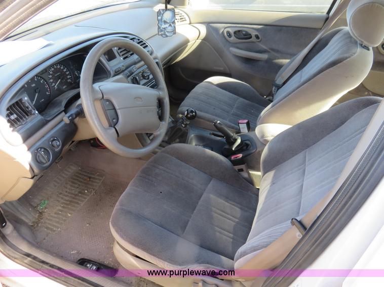 image for item L2453 1995 Ford Contour GL