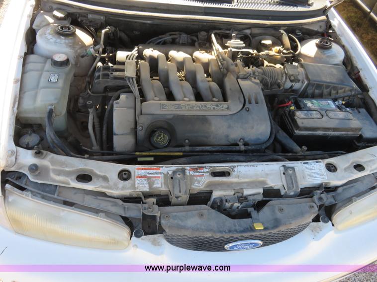 image for item L2453 1995 Ford Contour GL