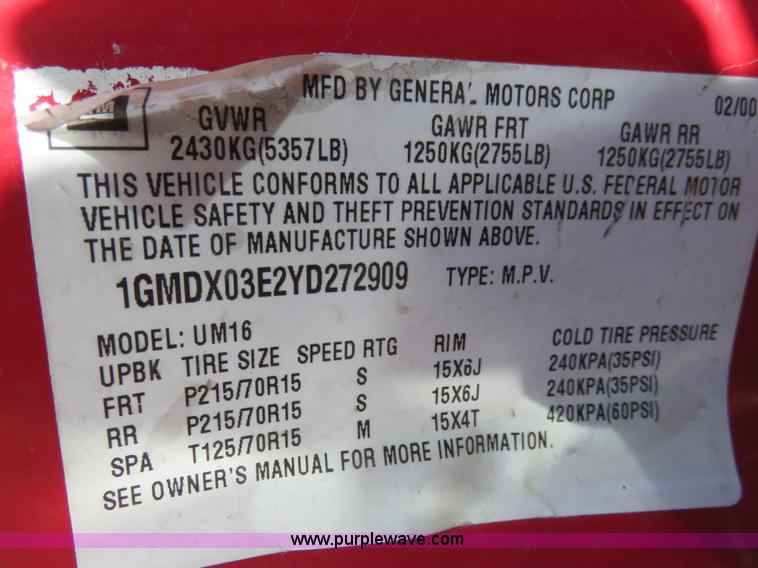 image for item L2455 2000 Pontiac Montana van
