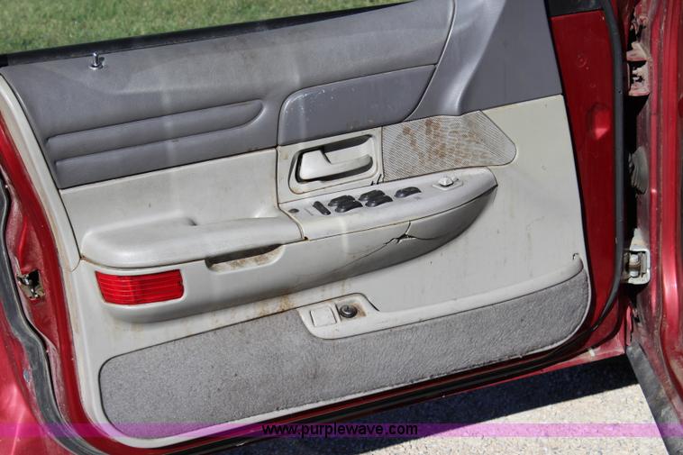 image for item L2456 1997 Ford Crown Victoria Police Interceptor