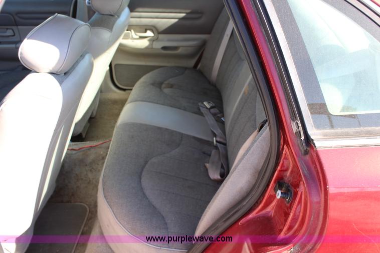 image for item L2456 1997 Ford Crown Victoria Police Interceptor