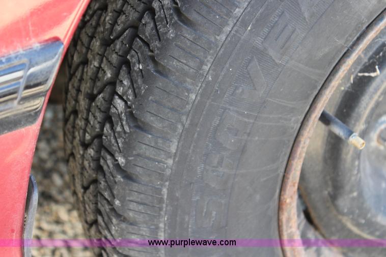 image for item L2456 1997 Ford Crown Victoria Police Interceptor