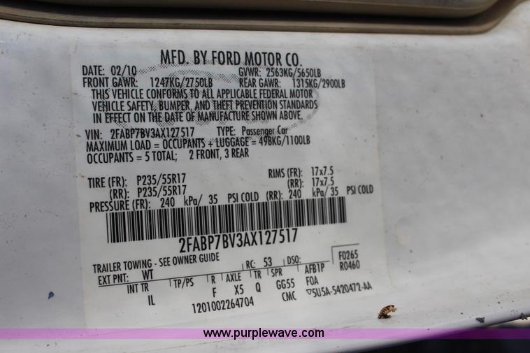 image for item L2457 2010 Ford Crown Victoria Police Interceptor