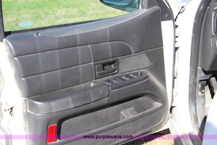 image for item L2458 2009 Ford Crown Victoria Police Interceptor