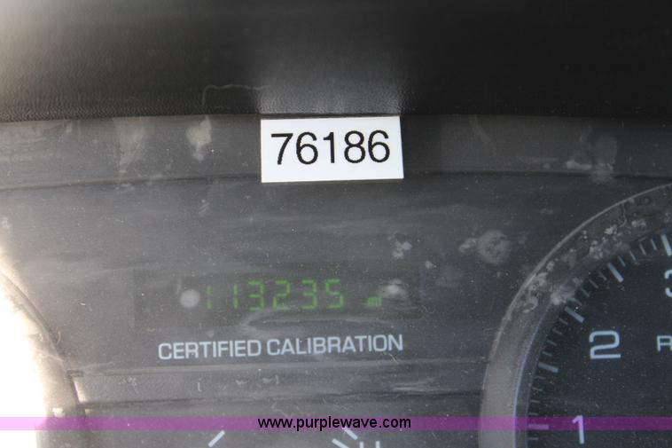 image for item L2458 2009 Ford Crown Victoria Police Interceptor