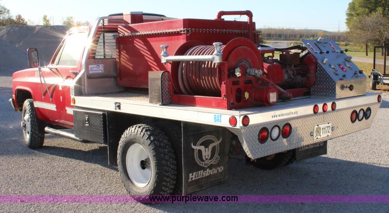 image for item L2459 1982 Chevrolet 3500 fire truck