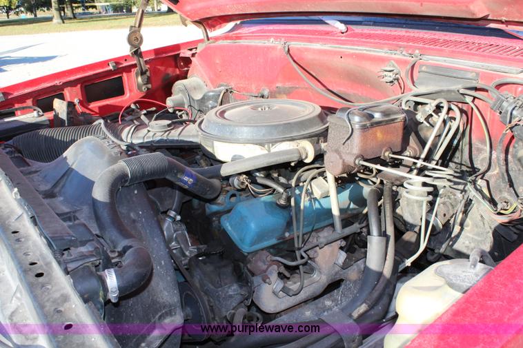 image for item L2459 1982 Chevrolet 3500 fire truck