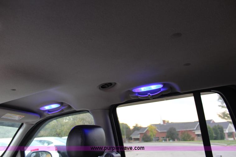 image for item L2472 2004 Chevrolet TrailBlazer EXT SUV