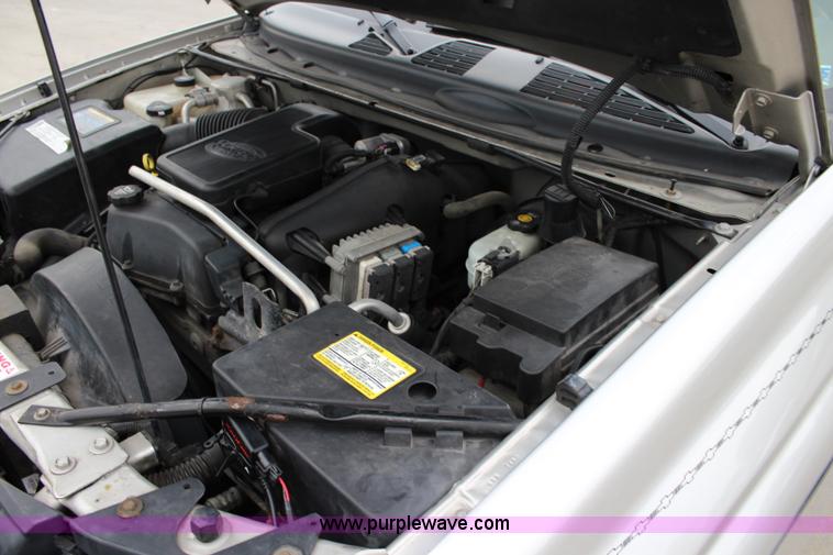 image for item L2472 2004 Chevrolet TrailBlazer EXT SUV