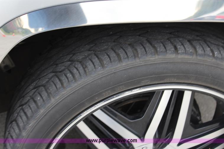 image for item L2472 2004 Chevrolet TrailBlazer EXT SUV