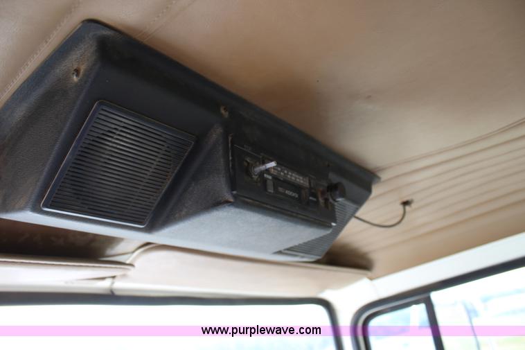 image for item L2473 1987 Ford L8000 dump truck