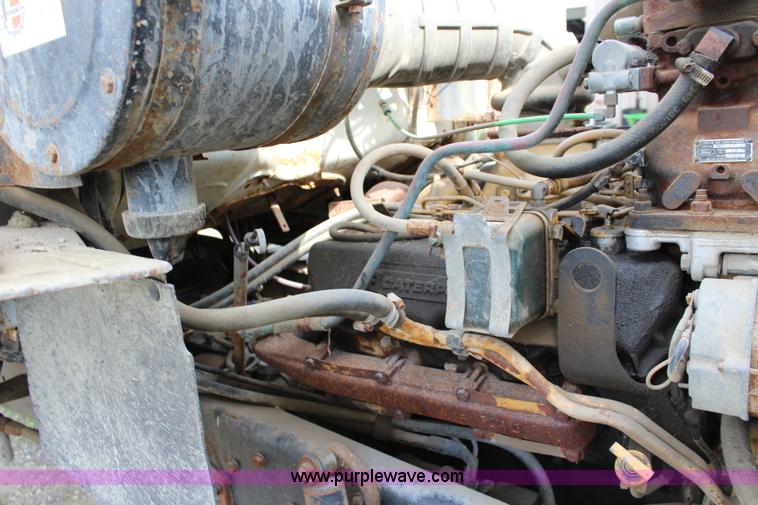 image for item L2473 1987 Ford L8000 dump truck