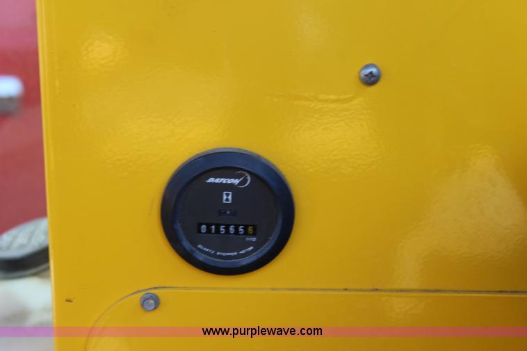 image for item L2479 2007 Superior DT80CT self propelled broom