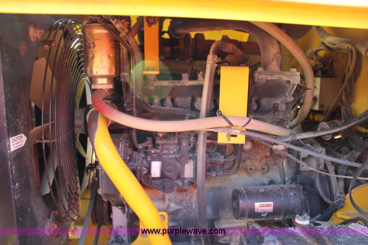 image for item L2479 2007 Superior DT80CT self propelled broom