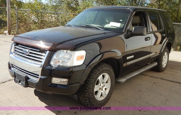 image for item L3500 2007 Ford Explorer XLT SUV