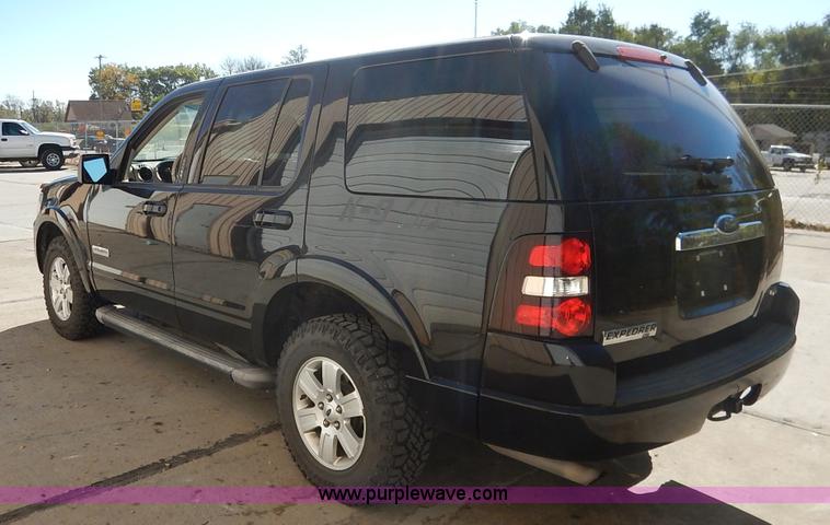 image for item L3500 2007 Ford Explorer XLT SUV
