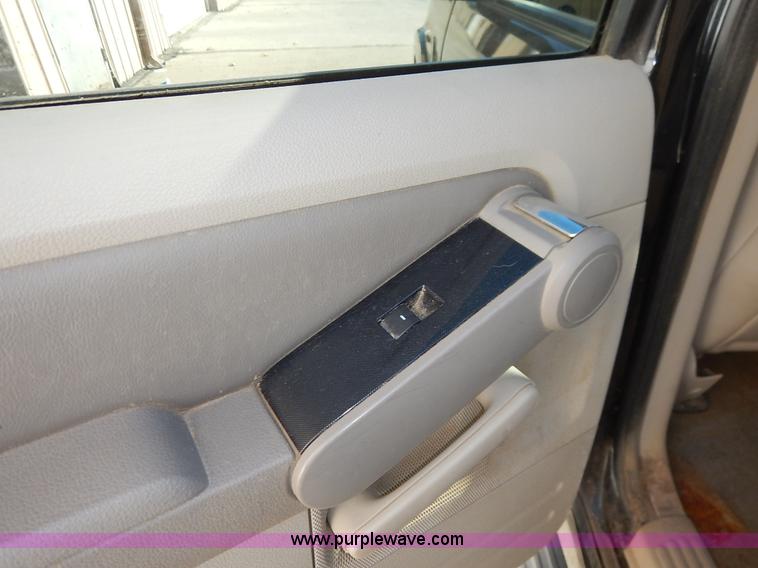 image for item L3500 2007 Ford Explorer XLT SUV