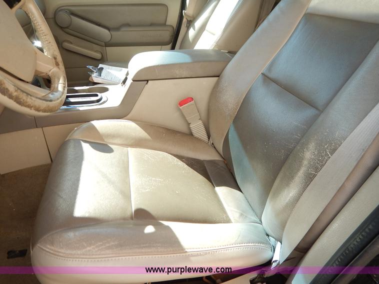 image for item L3500 2007 Ford Explorer XLT SUV