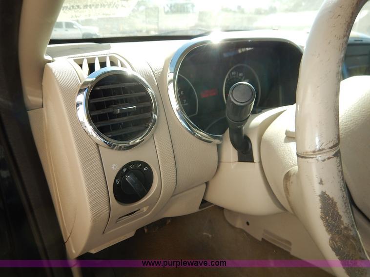 image for item L3500 2007 Ford Explorer XLT SUV