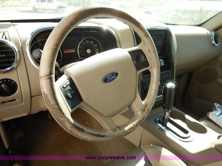 image for item L3500 2007 Ford Explorer XLT SUV