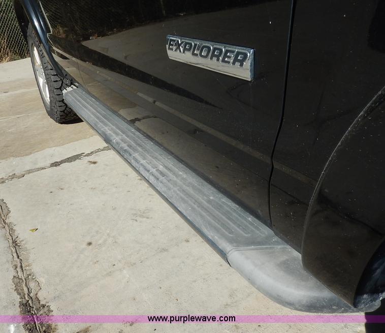 image for item L3500 2007 Ford Explorer XLT SUV