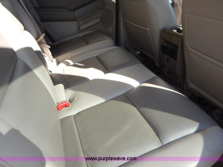 image for item L3500 2007 Ford Explorer XLT SUV