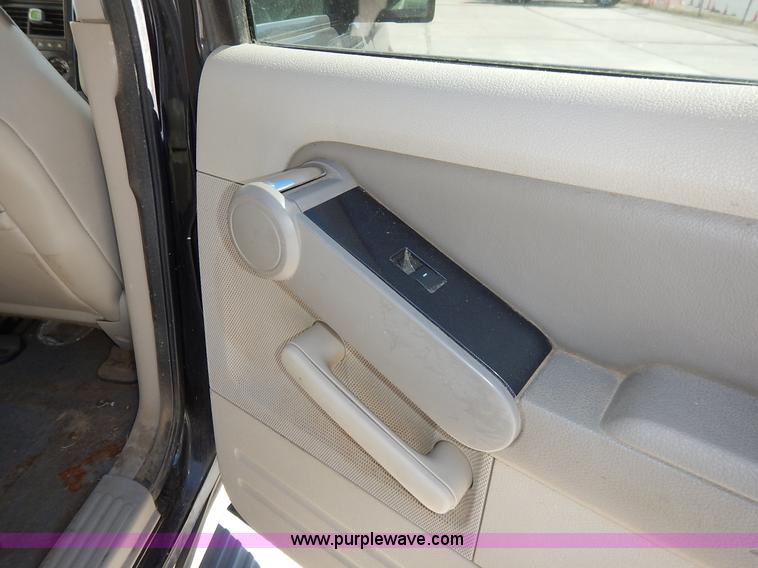 image for item L3500 2007 Ford Explorer XLT SUV
