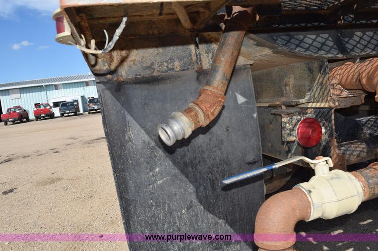 image for item L5006 1980 Ford 8000 water truck