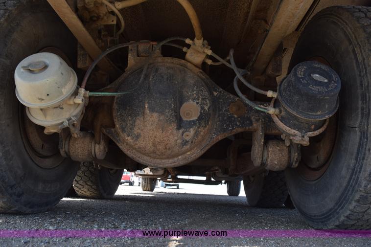 image for item L5006 1980 Ford 8000 water truck