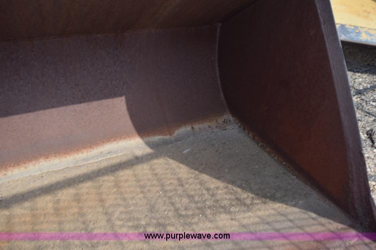image for item L5010 Excavator bucket