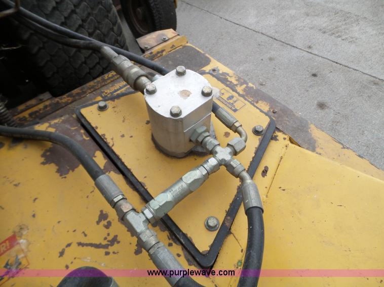 image for item L5091 Hustler 4600 lawn mower