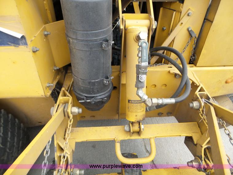 image for item L5091 Hustler 4600 lawn mower