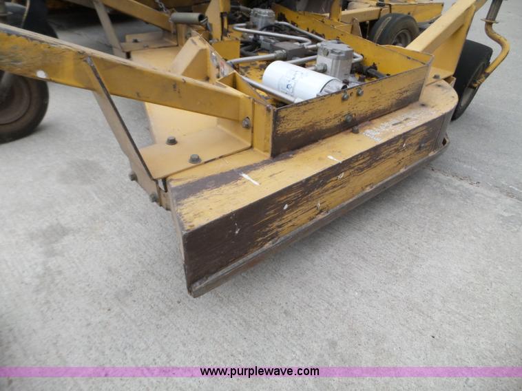 image for item L5091 Hustler 4600 lawn mower