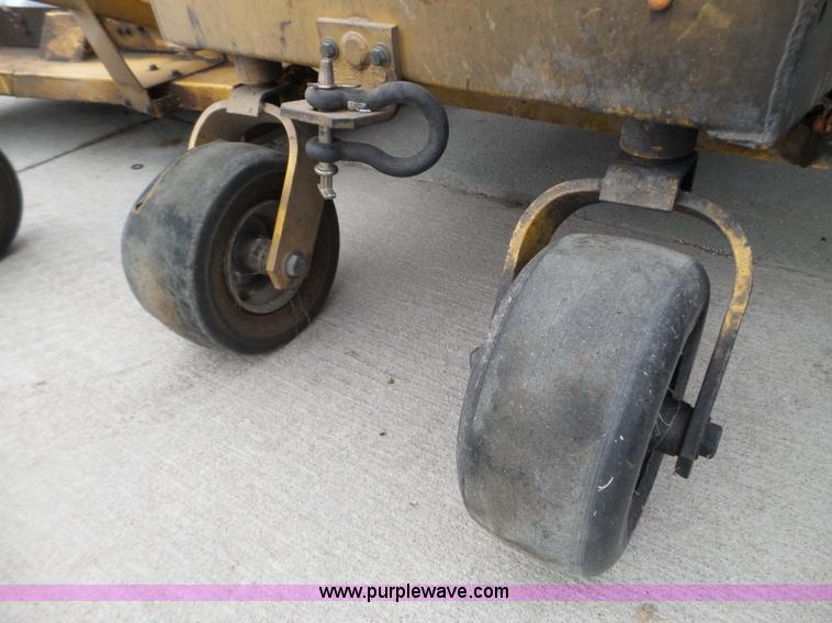 image for item L5091 Hustler 4600 lawn mower