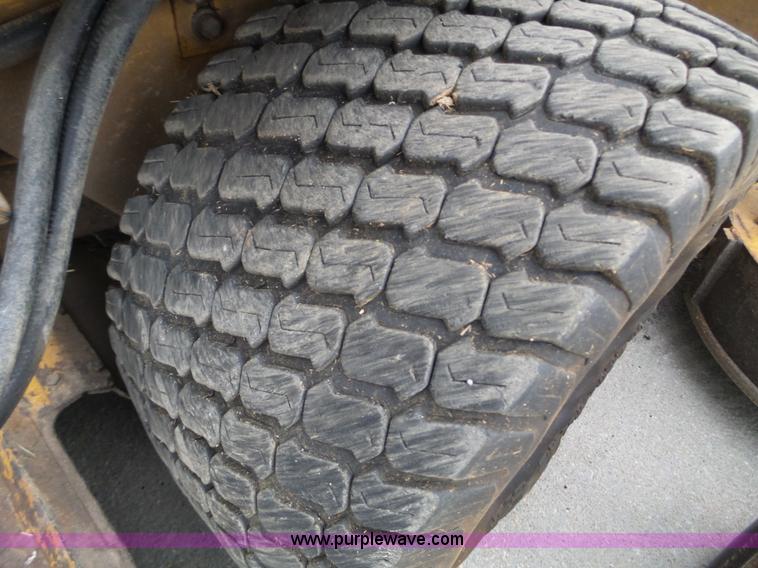 image for item L5091 Hustler 4600 lawn mower