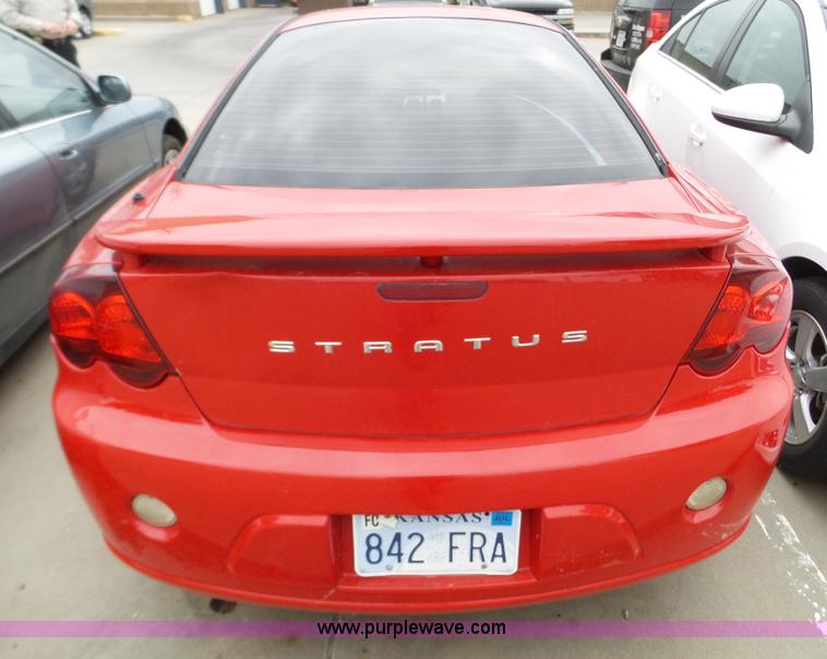 image for item L5093 2004 Dodge Stratus SXT