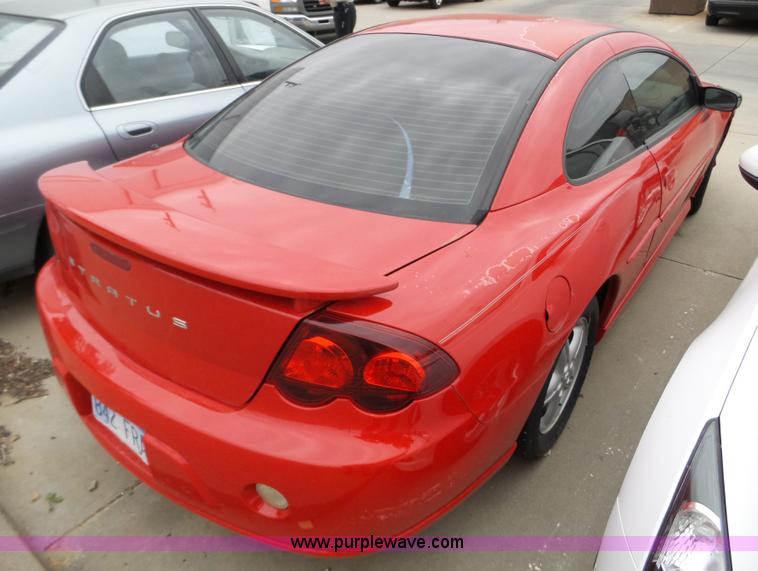 image for item L5093 2004 Dodge Stratus SXT