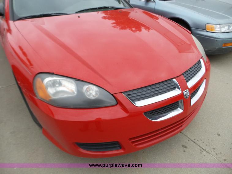 image for item L5093 2004 Dodge Stratus SXT
