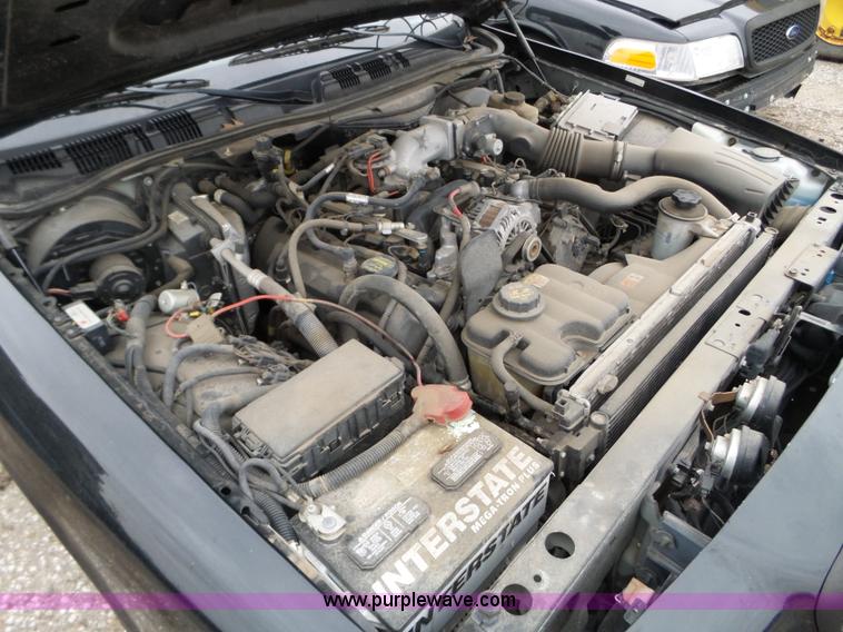 image for item L5095 2010 Ford Crown Victoria Police Interceptor